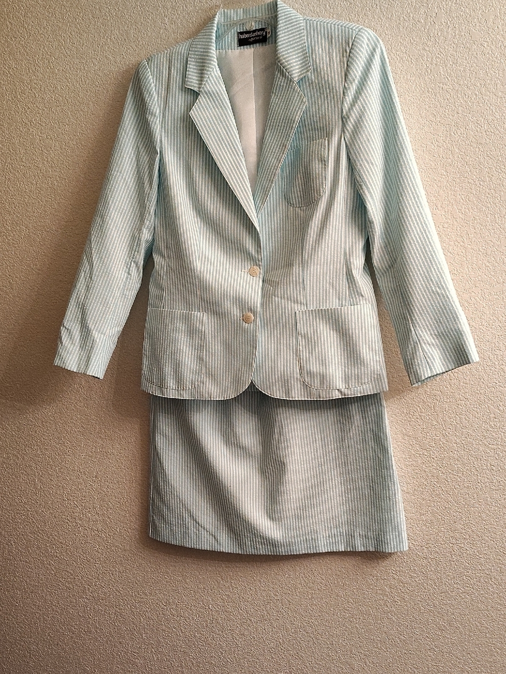 Liz Claiborne Made USA Modest Size 10 Light Mint White Pinstripe Skirt Suit HMBC